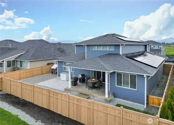 $925,000 | 6610 232nd Avenue East, Buckley, WA 98321