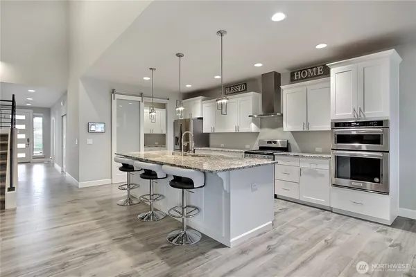 $925,000 | 6610 232nd Avenue East, Buckley, WA 98321