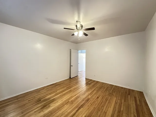 $1,300 | 7149 South Constance Avenue, Unit 1E, Chicago, IL 60649