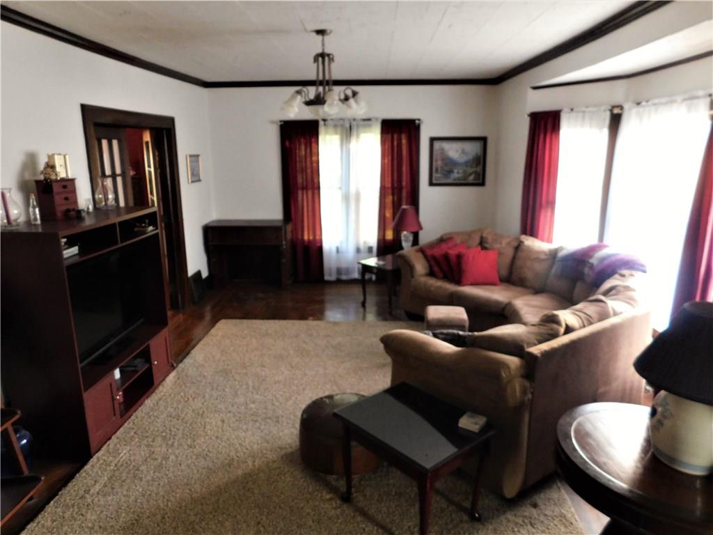 672 Mt Jackson Road New Castle, PA 16102 - Photo 4 of 18