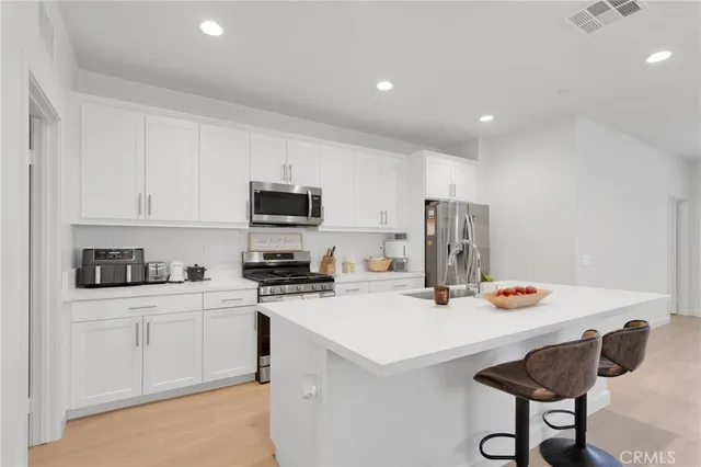 $489,000 | 13056 Lancaster Street, Hesperia, CA 92344