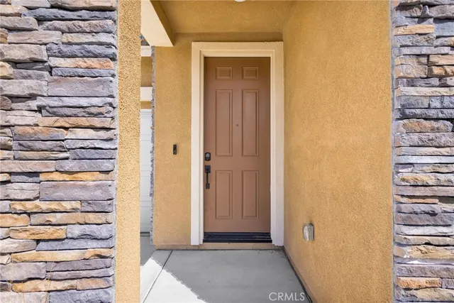 $489,000 | 13056 Lancaster Street, Hesperia, CA 92344