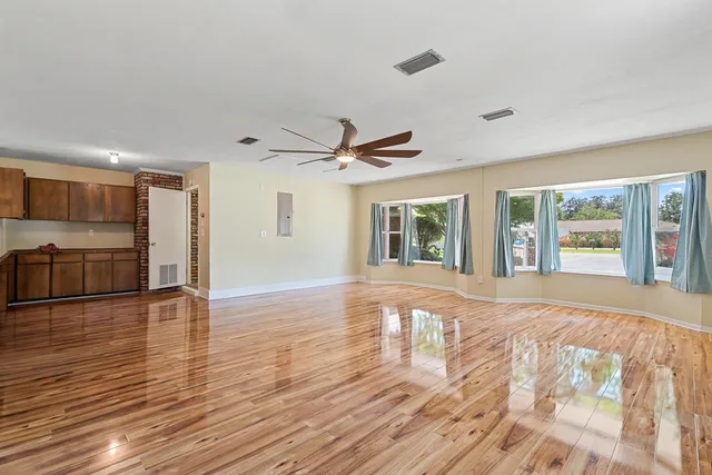 $529,900 | 20 Magnolia Avenue, Shalimar, FL 32579