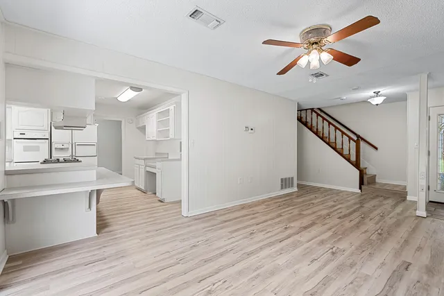 $529,900 | 20 Magnolia Avenue, Shalimar, FL 32579