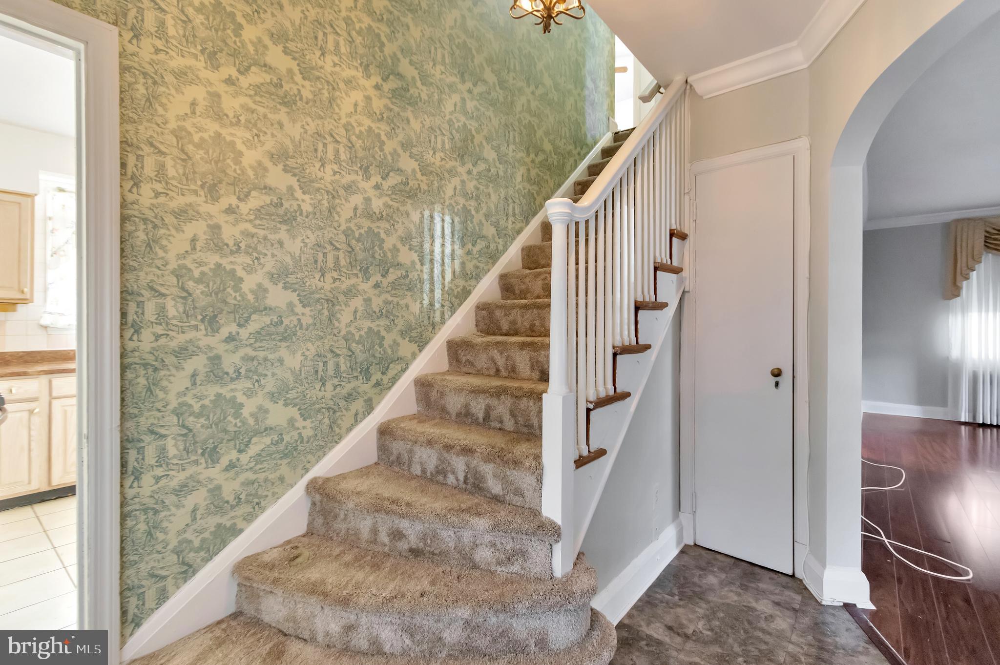 3801 Labyrinth Road Baltimore, MD 21215 - Photo 14 of 26