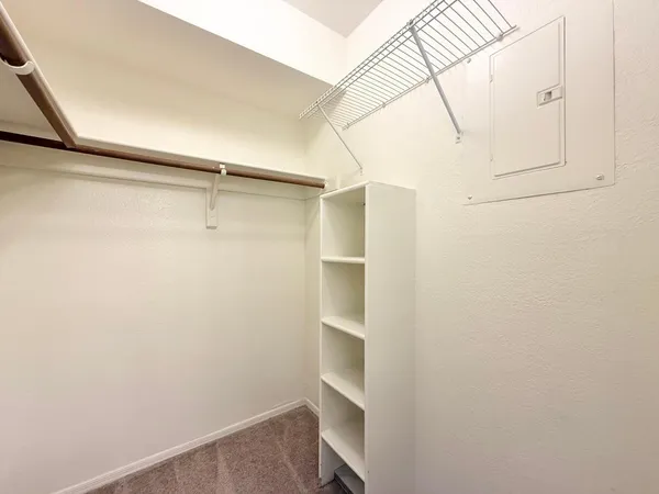 $1,799 | 1717 East Union Hills Drive, Unit 1073, Phoenix, AZ 85024