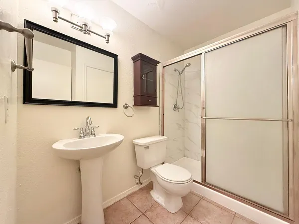 $1,799 | 1717 East Union Hills Drive, Unit 1073, Phoenix, AZ 85024