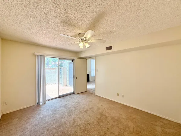 $1,799 | 1717 East Union Hills Drive, Unit 1073, Phoenix, AZ 85024