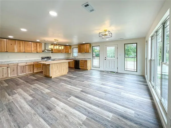 $398,000 | 3520 South Park Avenue, Sedalia, MO 65301