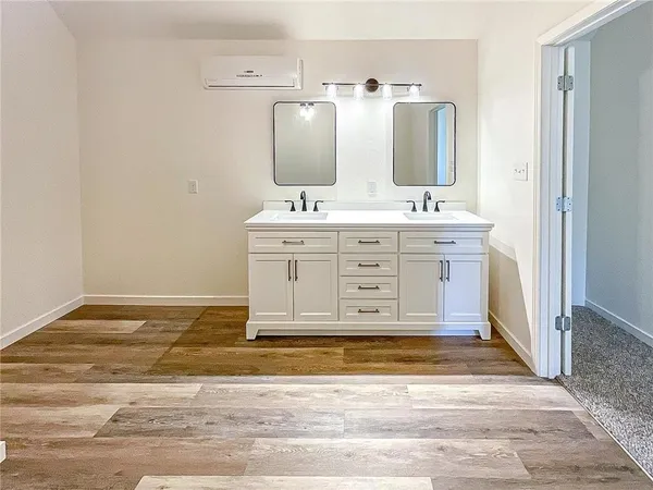 $398,000 | 3520 South Park Avenue, Sedalia, MO 65301