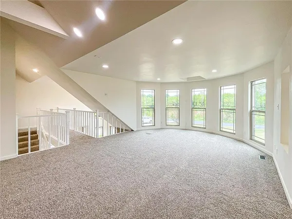 $398,000 | 3520 South Park Avenue, Sedalia, MO 65301