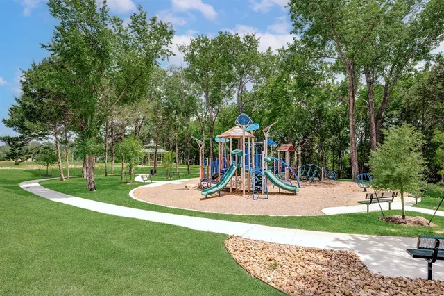 $374,900 | 6320 Emerald Tree Lane, Dallas, TX 75241