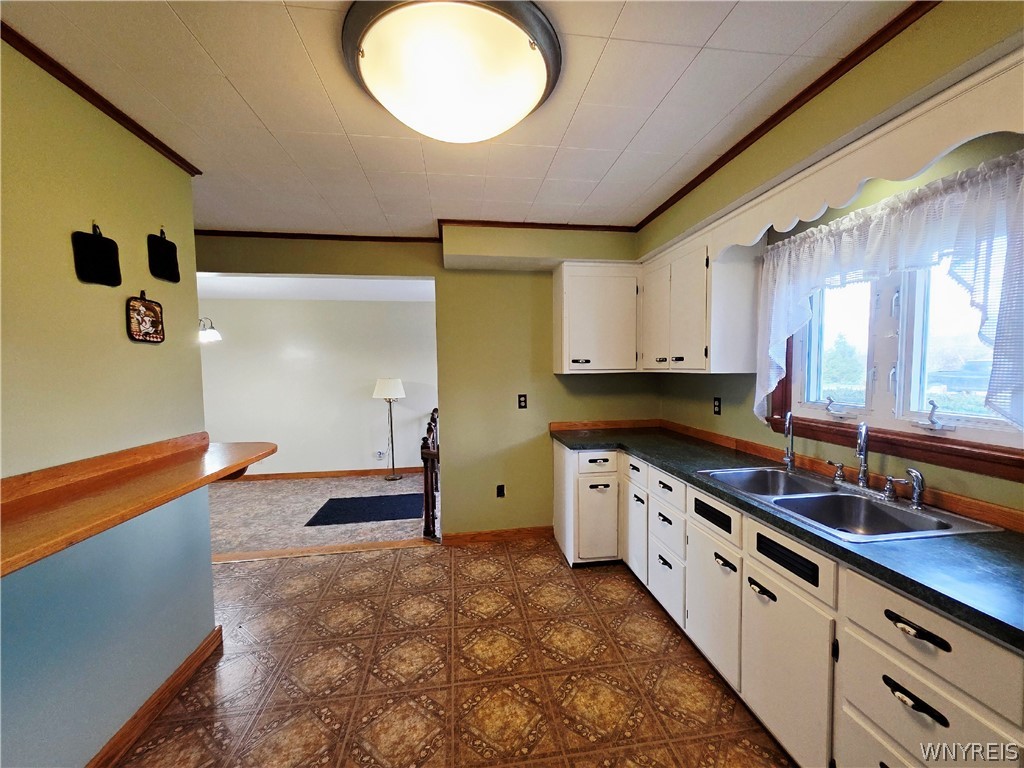 7288 Center Street Colden, NY 14170 - Photo 9 of 47