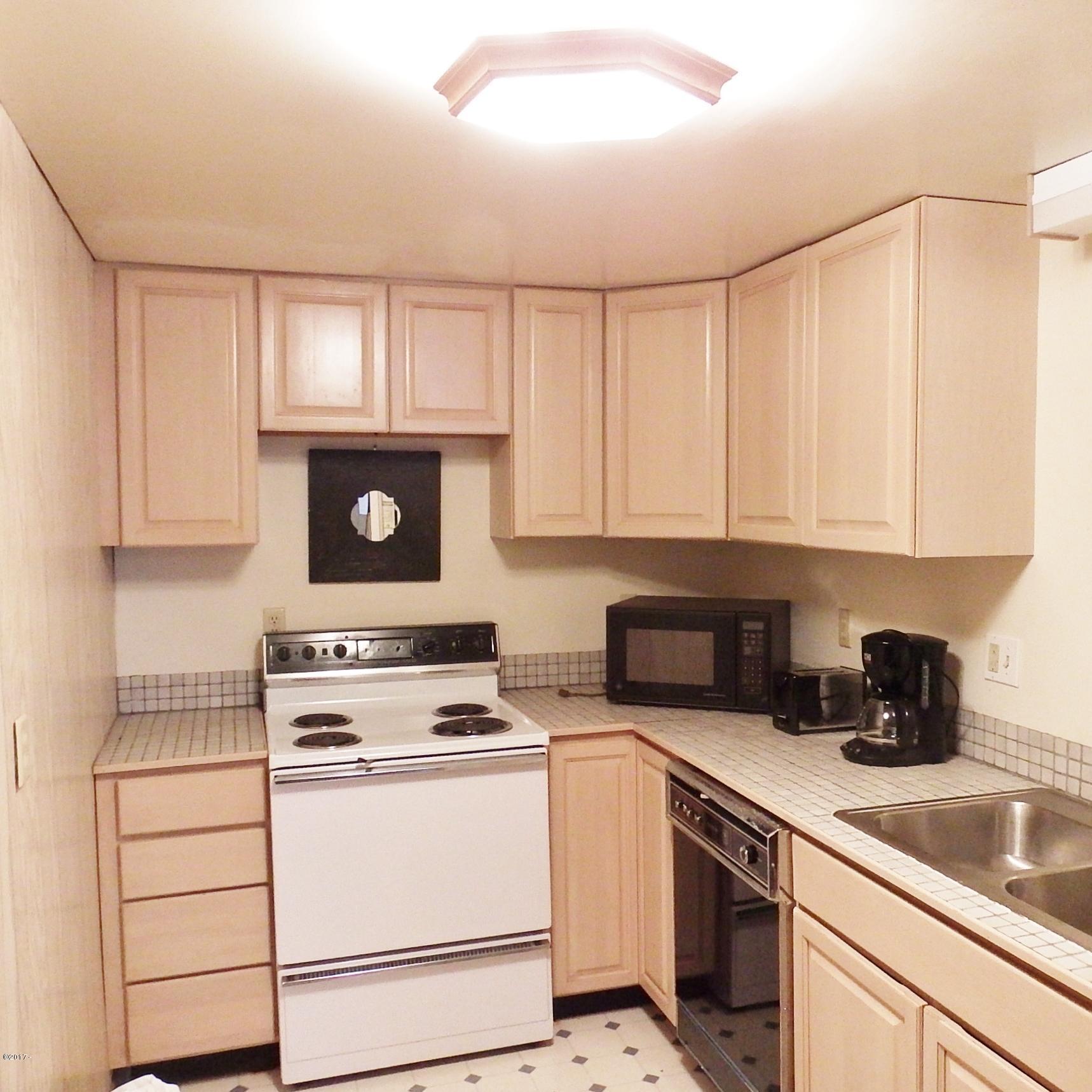 6205 Scherzinger Road Neskowin, OR 97149 - Photo 44 of 88 Basement Level Kitchen
