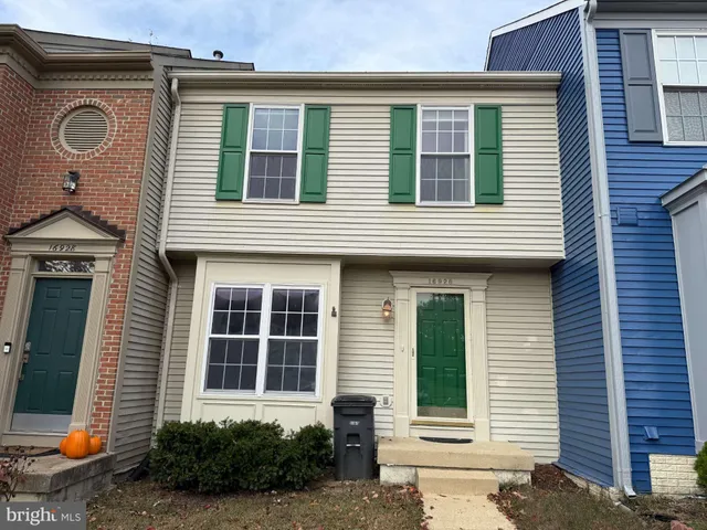 $2,250 | 16926 Point Pleasant Lane, Dumfries, VA 22026