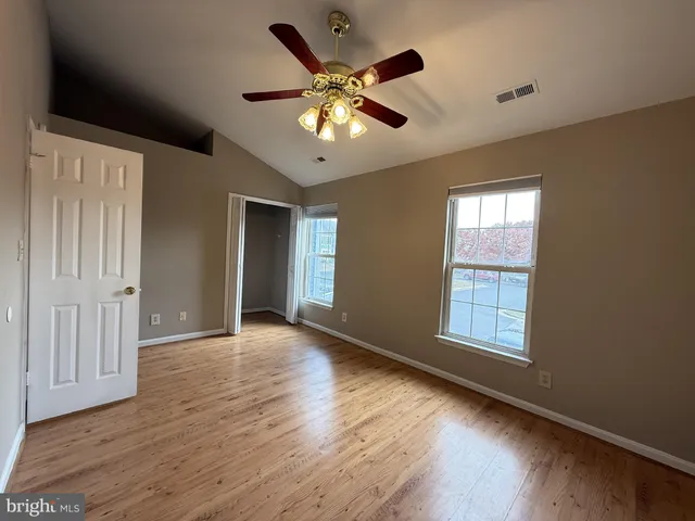 $2,250 | 16926 Point Pleasant Lane, Dumfries, VA 22026