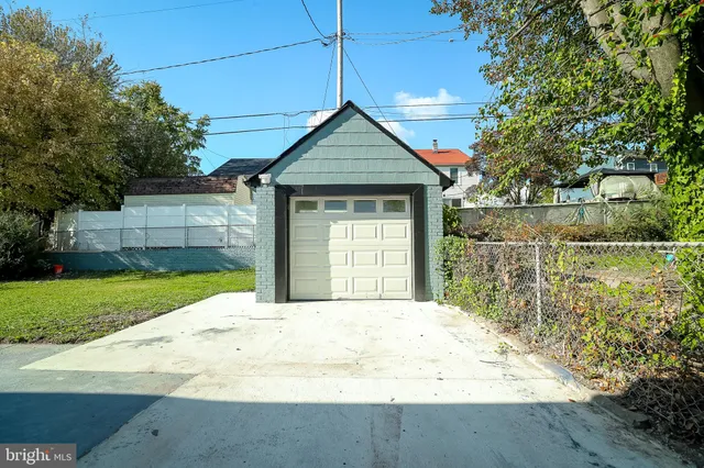 a view of house with outdoor space
