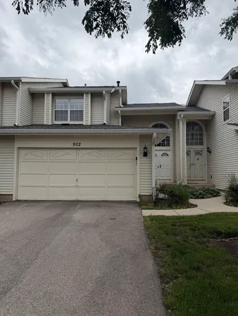 $374,900 | 902 Sturnbridge Court, Schaumburg, IL 60173