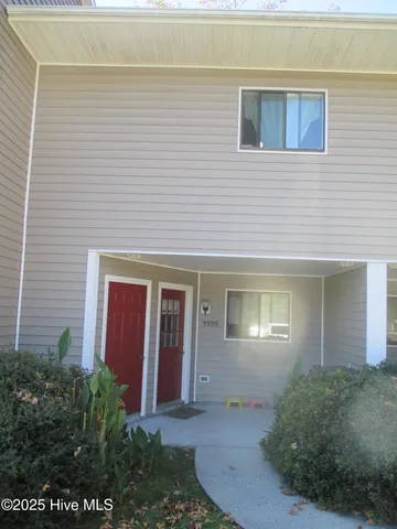 $1,250 | 1509 College Way, New Bern, NC 28562