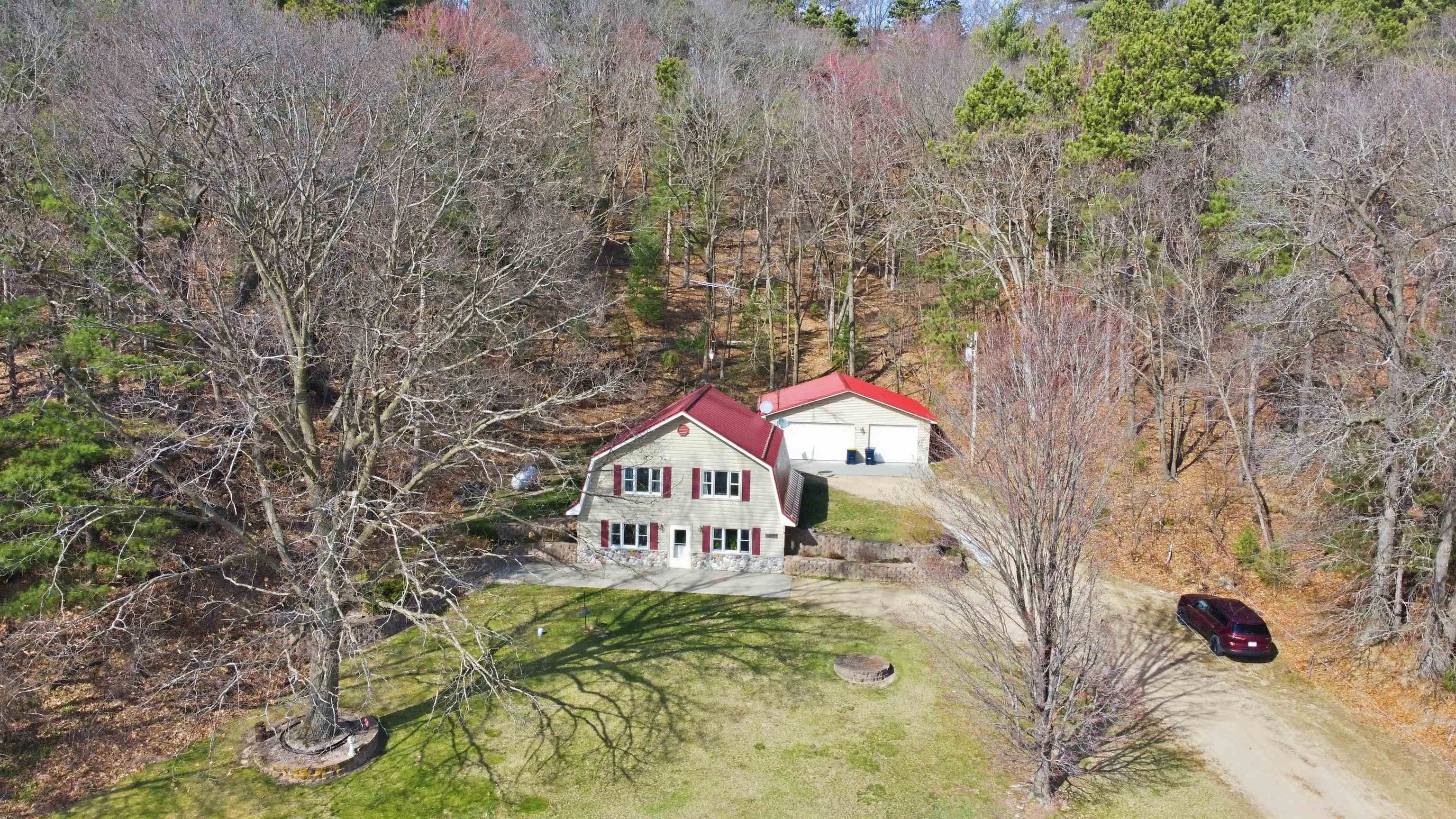 W7656 Suldal Road Mauston, WI 53948 - Photo 2 of 26