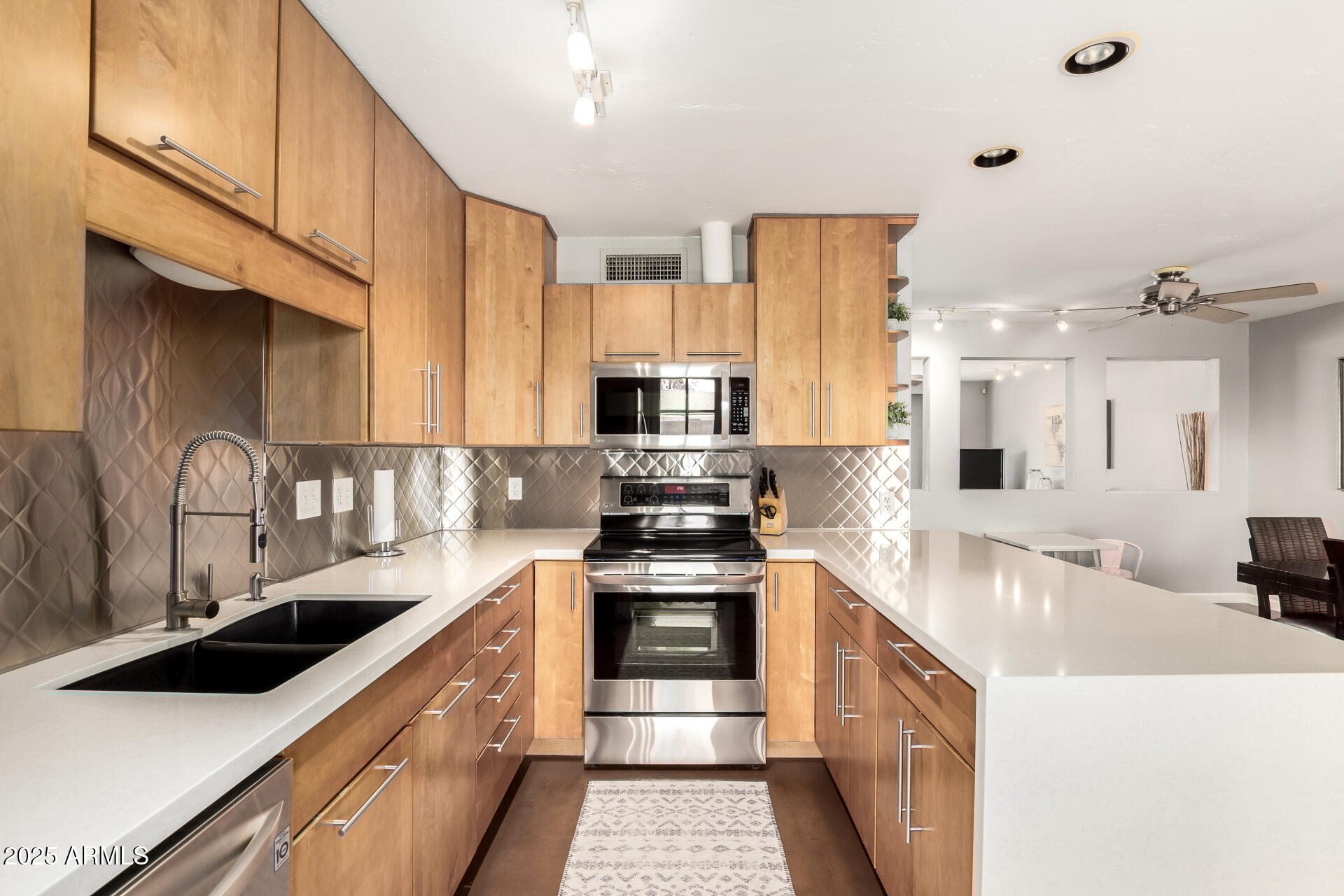 8313 East Camelback Road Scottsdale, AZ 85251 - Photo 10 of 26 14 - Camlback 8313