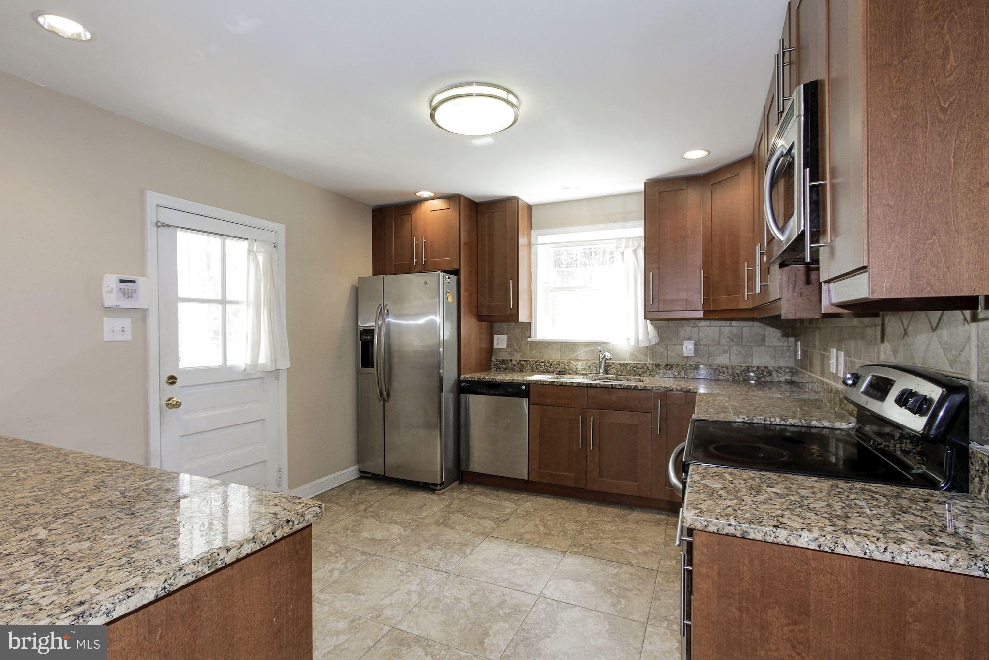 8207 Sonar Road Clinton, MD 20735 - Photo 3 of 30 Gallery Image 3