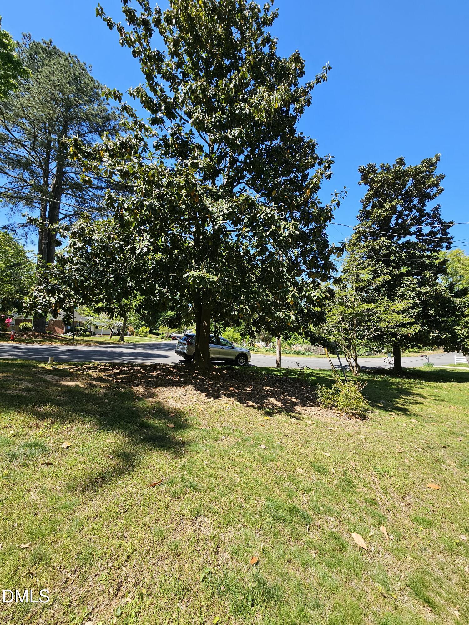 202 Crest Road Cary, NC 27513 - Photo 29 of 32 20260410_133452