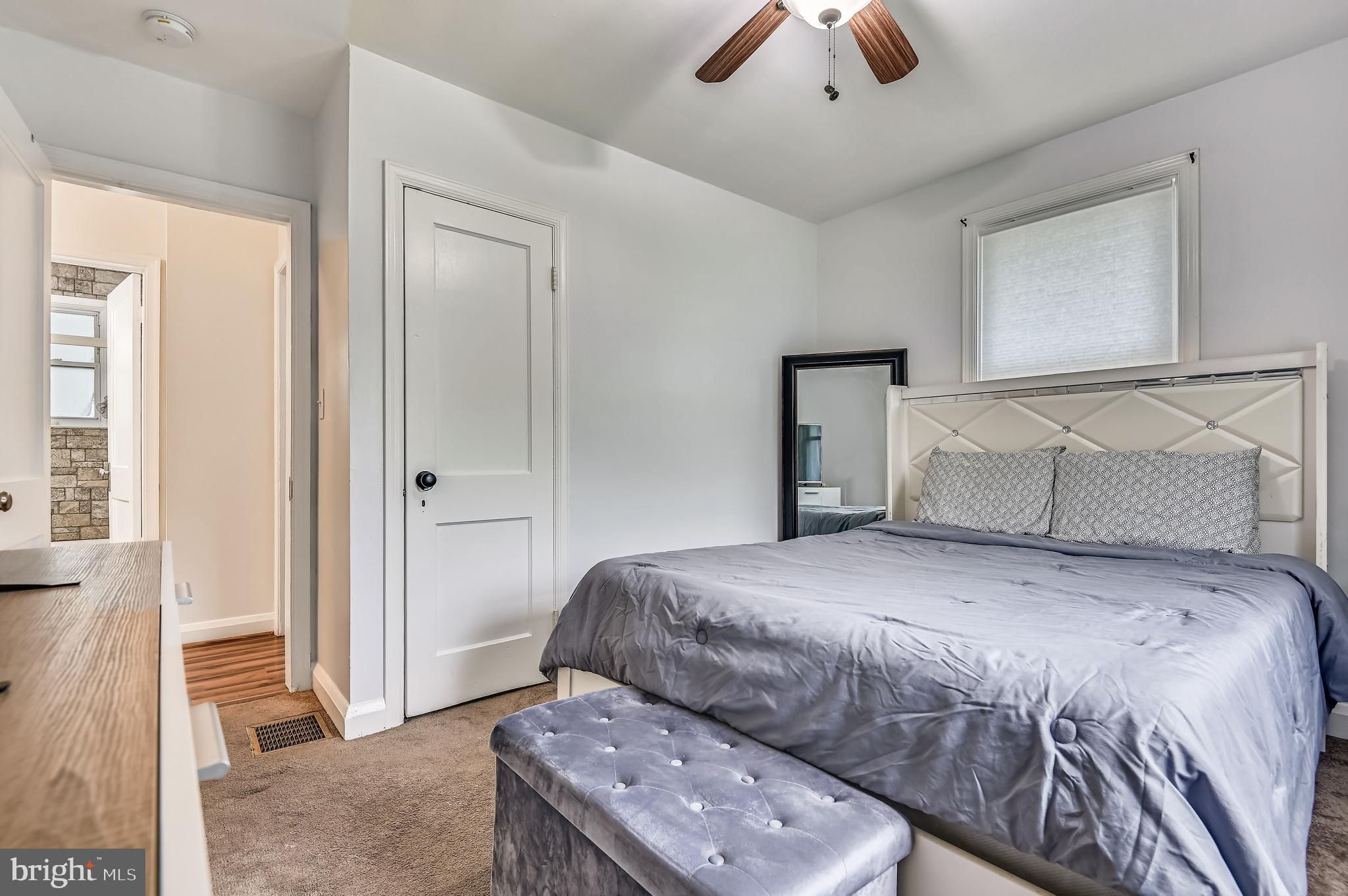 4318 Belle Grove Road Baltimore, MD 21225 - Photo 13 of 30