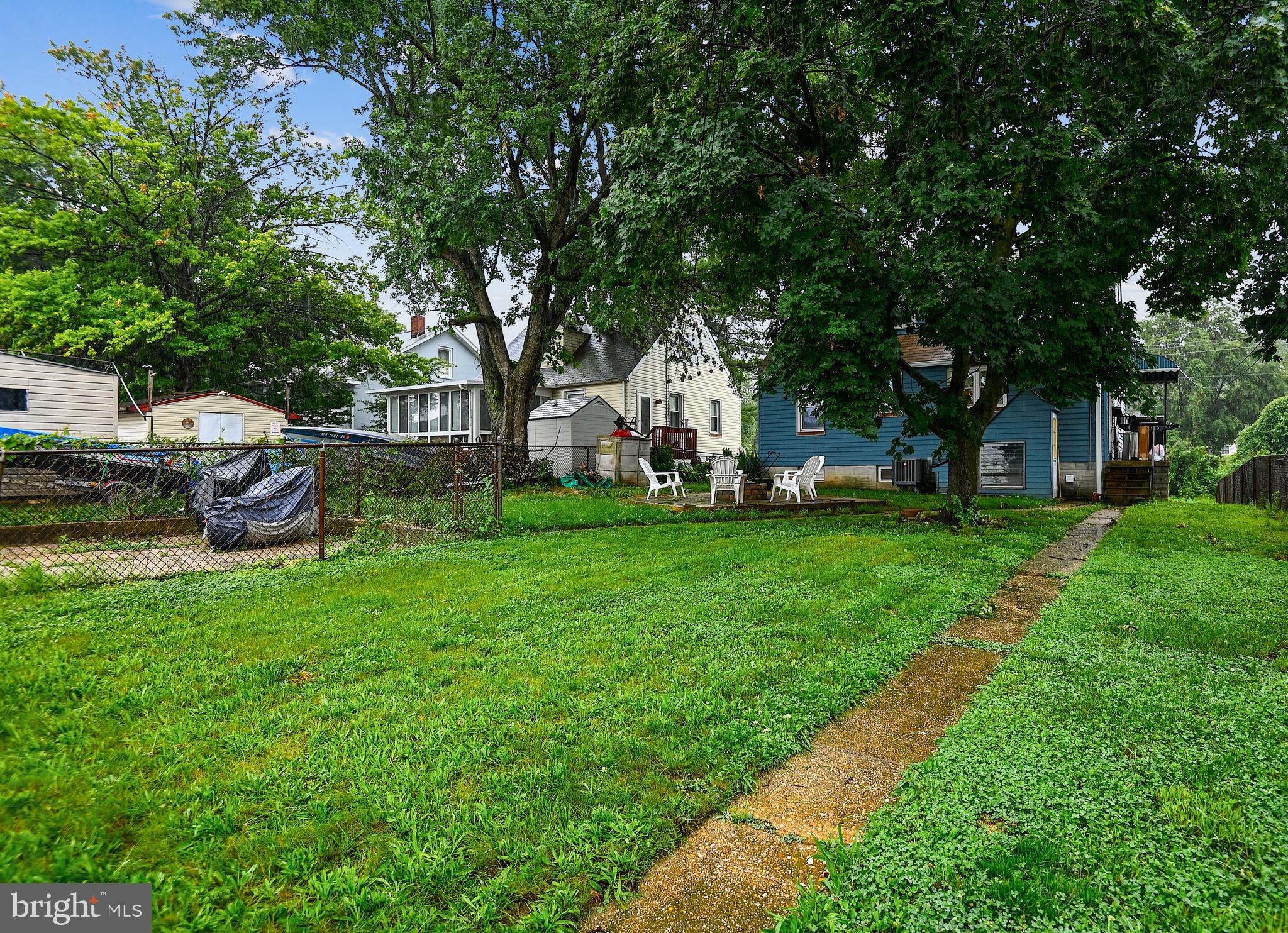 4318 Belle Grove Road Baltimore, MD 21225 - Photo 3 of 30
