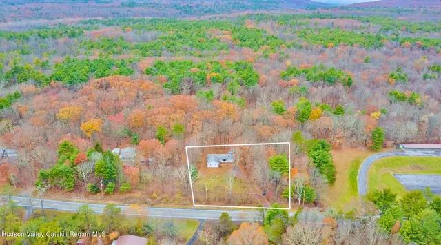 a bathroom with a tub