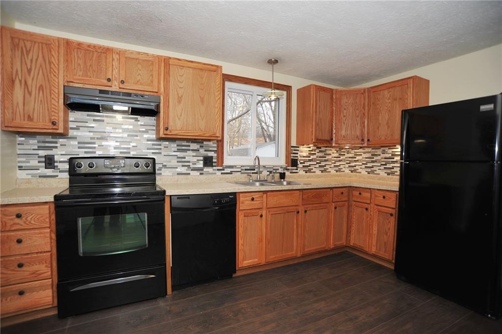 1508 Lansdowne Road Indianapolis, IN 46234 - Photo 9 of 24 Gallery Image 9