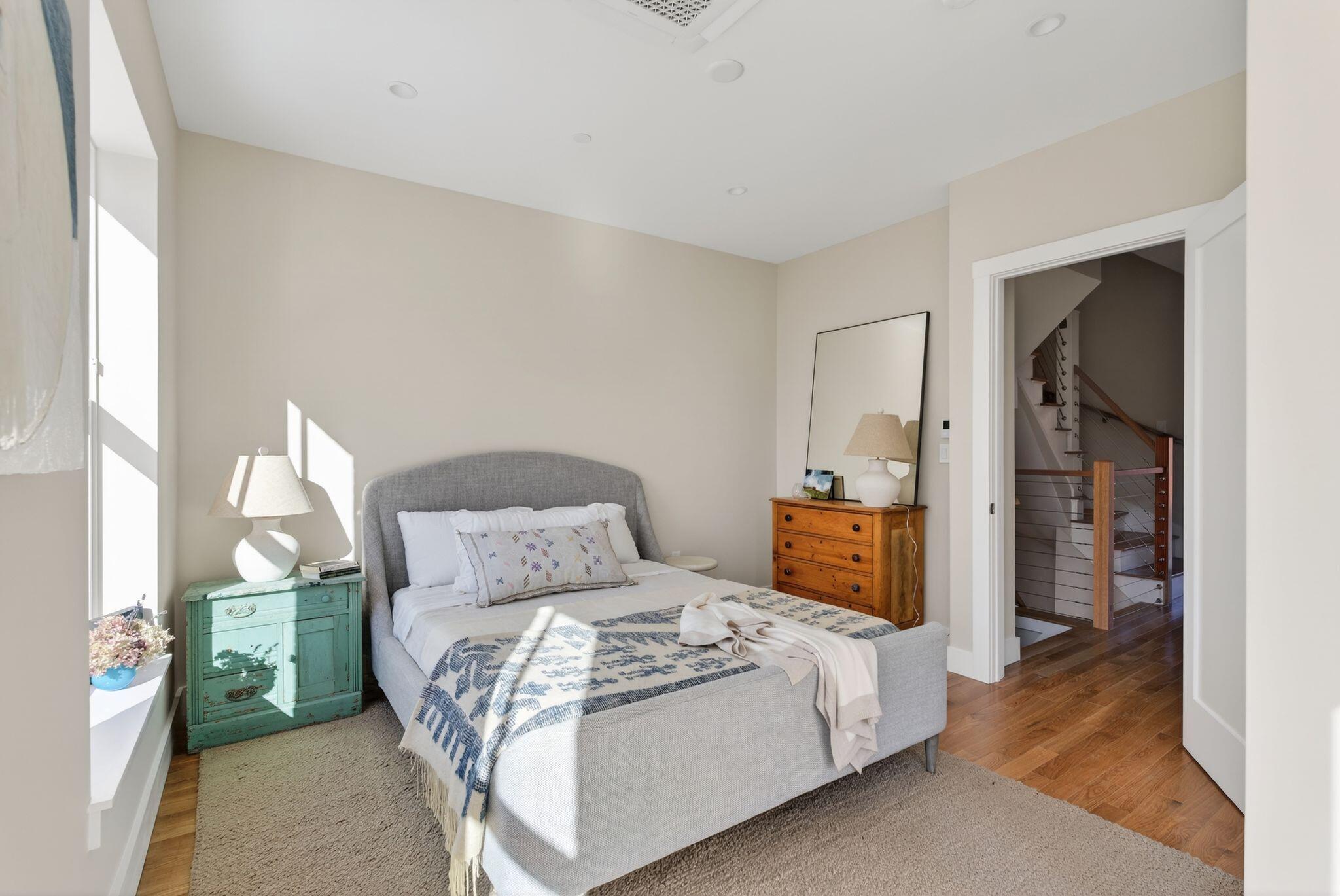 55 Carleton Street, Unit B Portland, ME 04102 - Photo 32 of 62 35_DSC07334