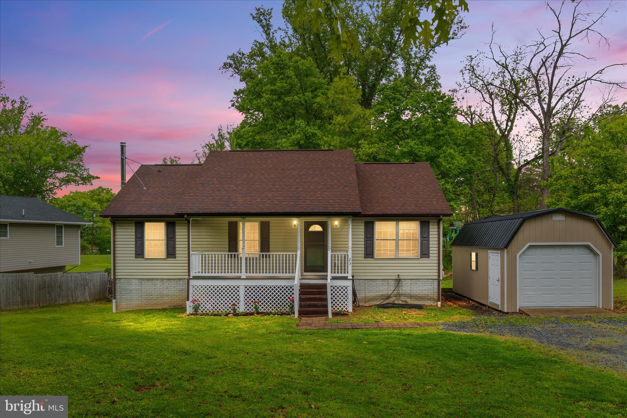 23 Cherrywood Road Front Royal, VA 22630 - Photo 2 of 33 a front view of a house with a garden