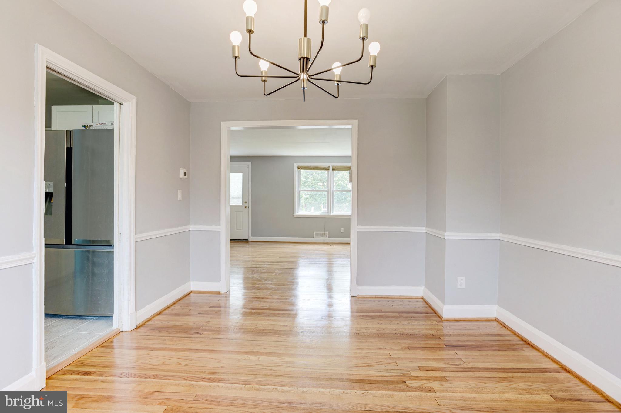 5520 Sagra Road Baltimore, MD 21239 - Photo 11 of 41 Dining Room