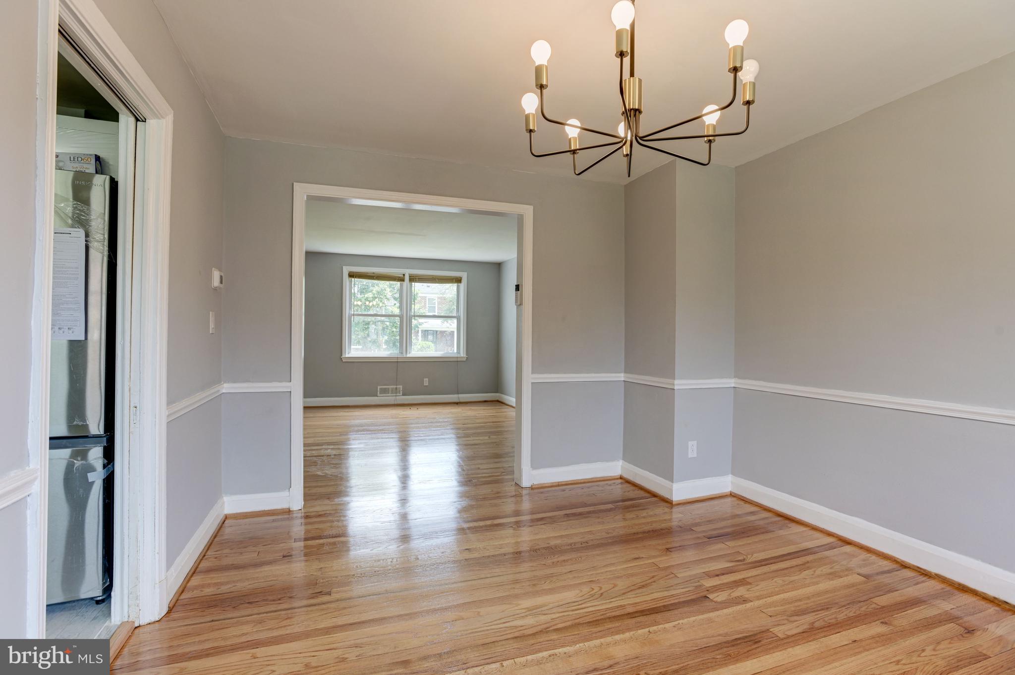 5520 Sagra Road Baltimore, MD 21239 - Photo 12 of 41 Dining Room