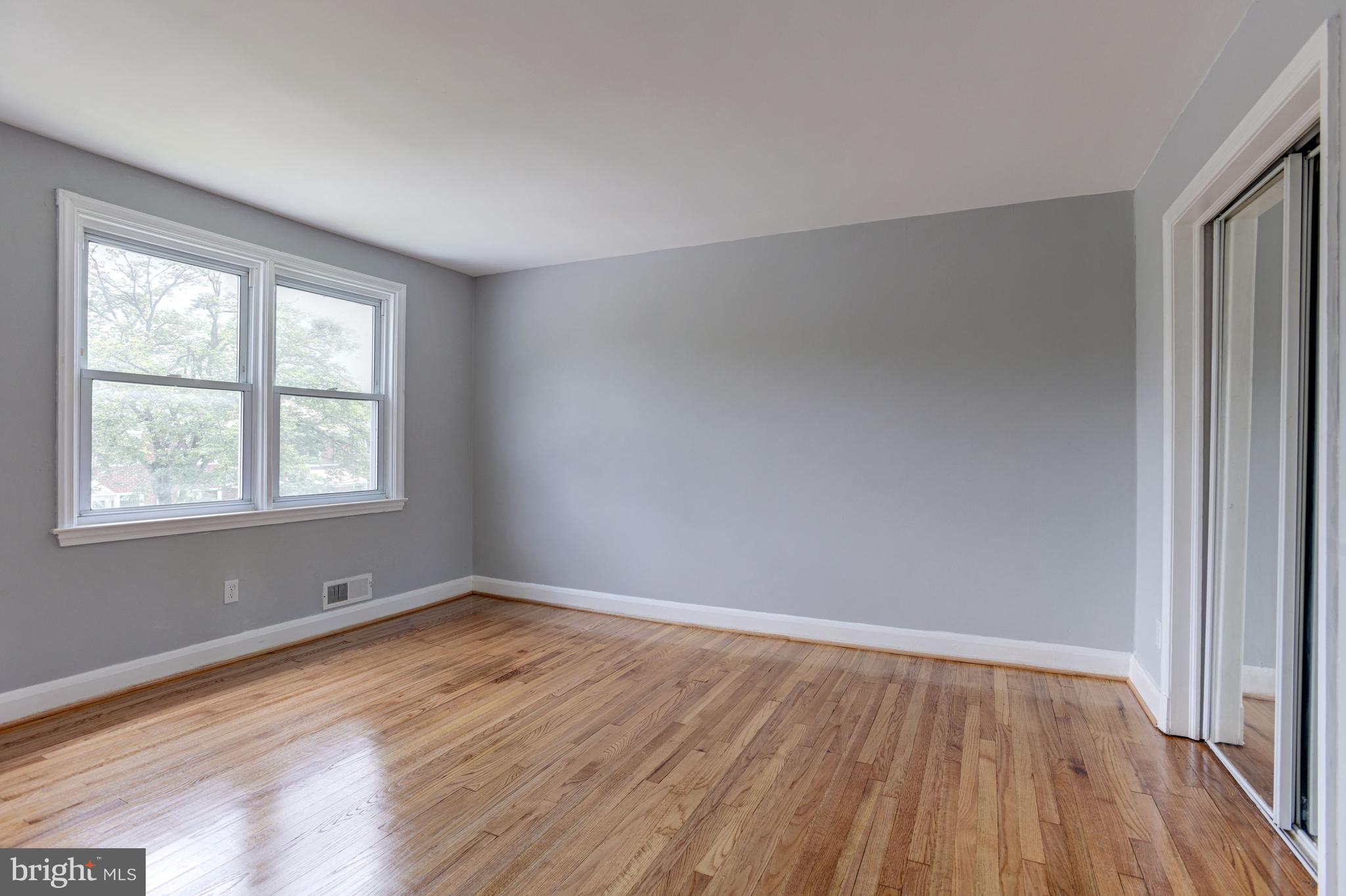 5520 Sagra Road Baltimore, MD 21239 - Photo 19 of 41 Primary Bedroom