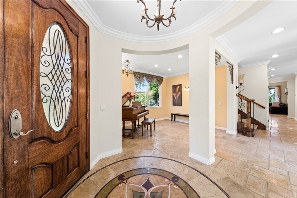 4274 Shawnee Street Moorpark, CA 93021 - Photo 4 of 45