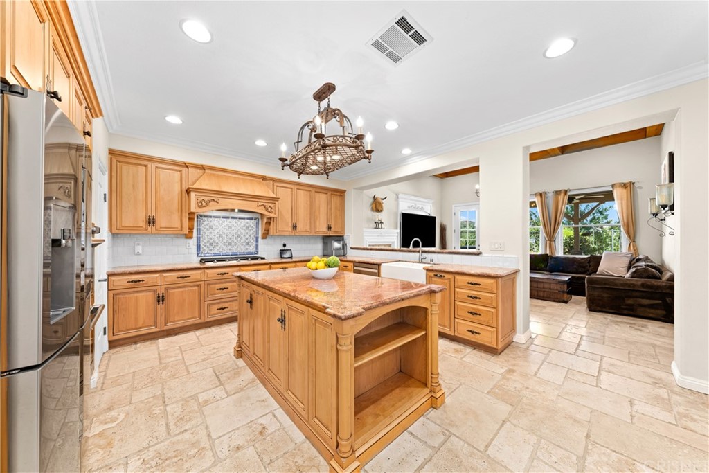 4274 Shawnee Street Moorpark, CA 93021 - Photo 9 of 45