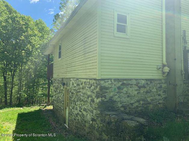 1429 Helens Road Union Dale, PA 18470 - Photo 3 of 11 Gallery Image 3