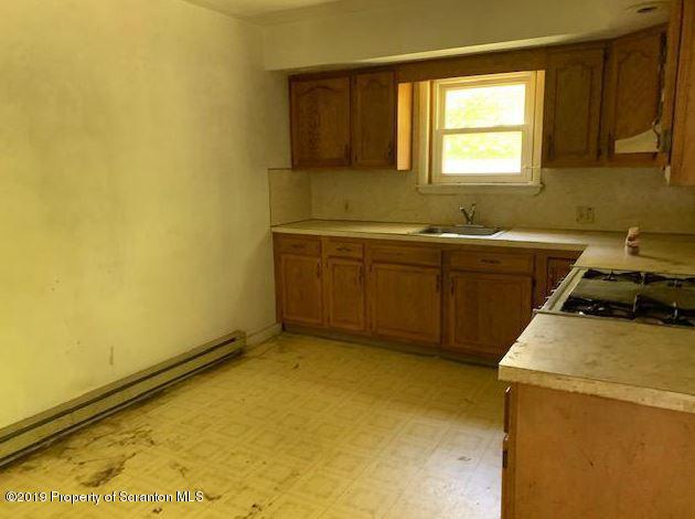1429 Helens Road Union Dale, PA 18470 - Photo 5 of 11 Gallery Image 5