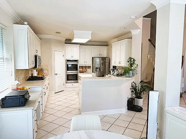 $5,700 | 12 Treemont Drive, Austin, TX 78746
