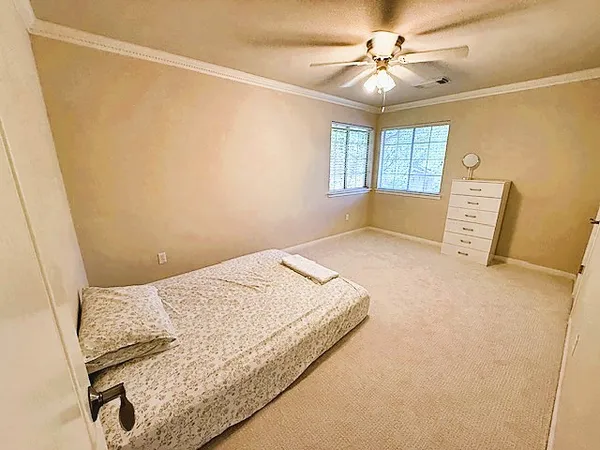 $5,700 | 12 Treemont Drive, Austin, TX 78746