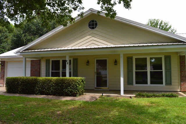22 Magnolia Circle Foley, AL 36535 - Photo 1 of 18