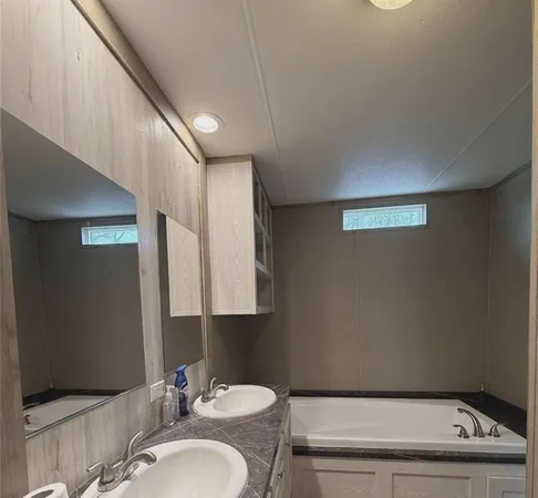 $135,000 | 821 Quail Run, Seven Points, TX 75143