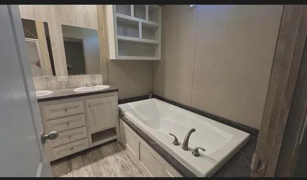 $135,000 | 821 Quail Run, Seven Points, TX 75143