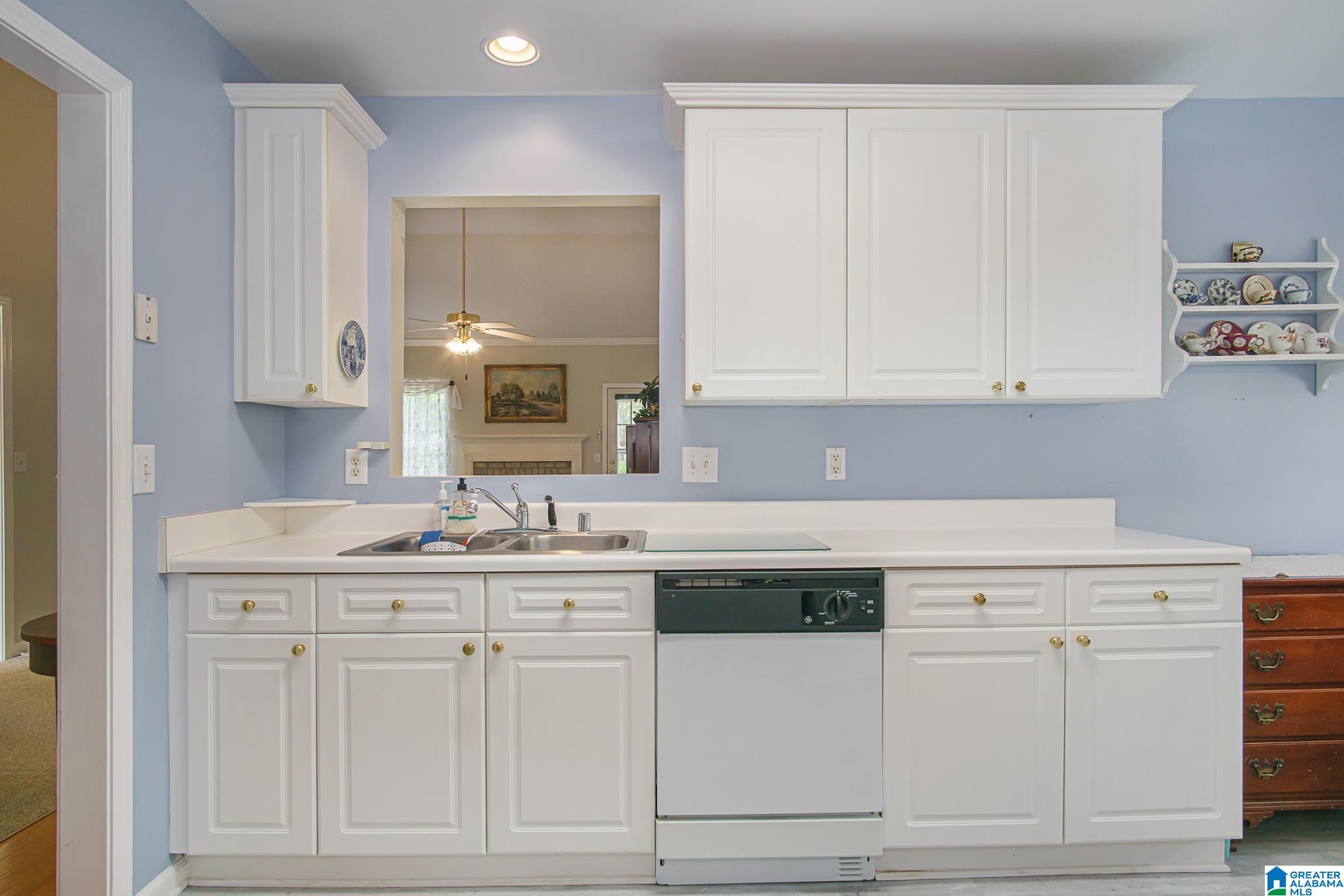 121 Hickory Point Drive Helena, AL 35080 - Photo 7 of 28