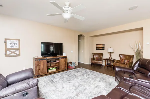 $10,770 | 8408 West Midway Avenue, Glendale, AZ 85305