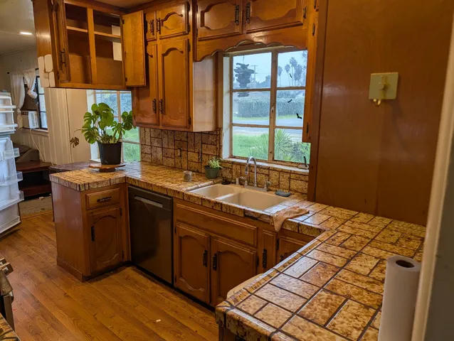 $250,000 | 5468 East Grant Avenue, Fresno, CA 93727