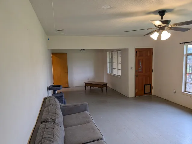 $250,000 | 5468 East Grant Avenue, Fresno, CA 93727