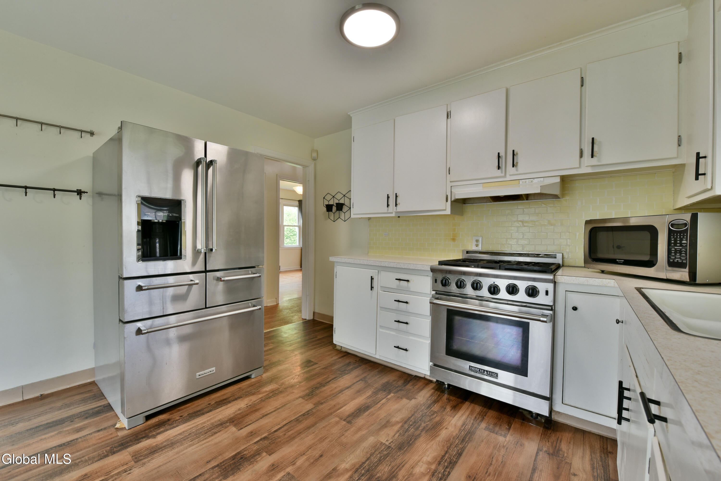 1702 Lenox Road Schenectady, NY 12308 - Photo 20 of 64 20